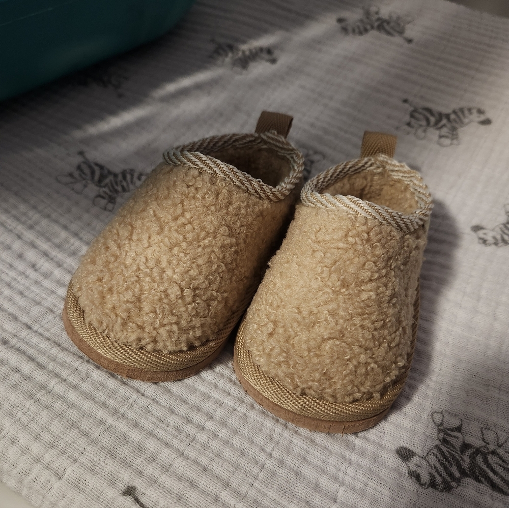 Bearpaw Baby Slippers